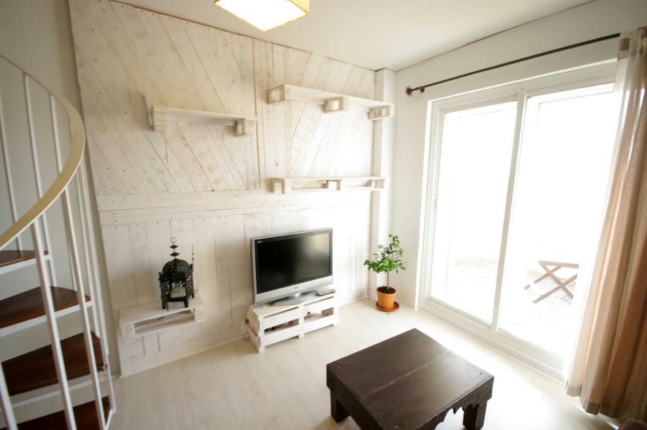Livingtarifa Apartamento Nano Экстерьер фото